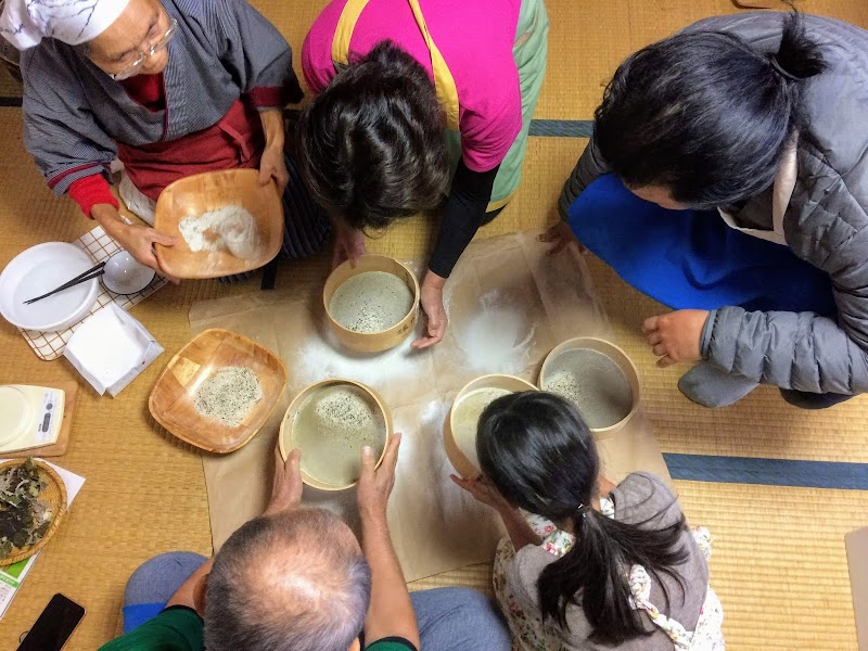 そば打ち体験民宿 はちのこ